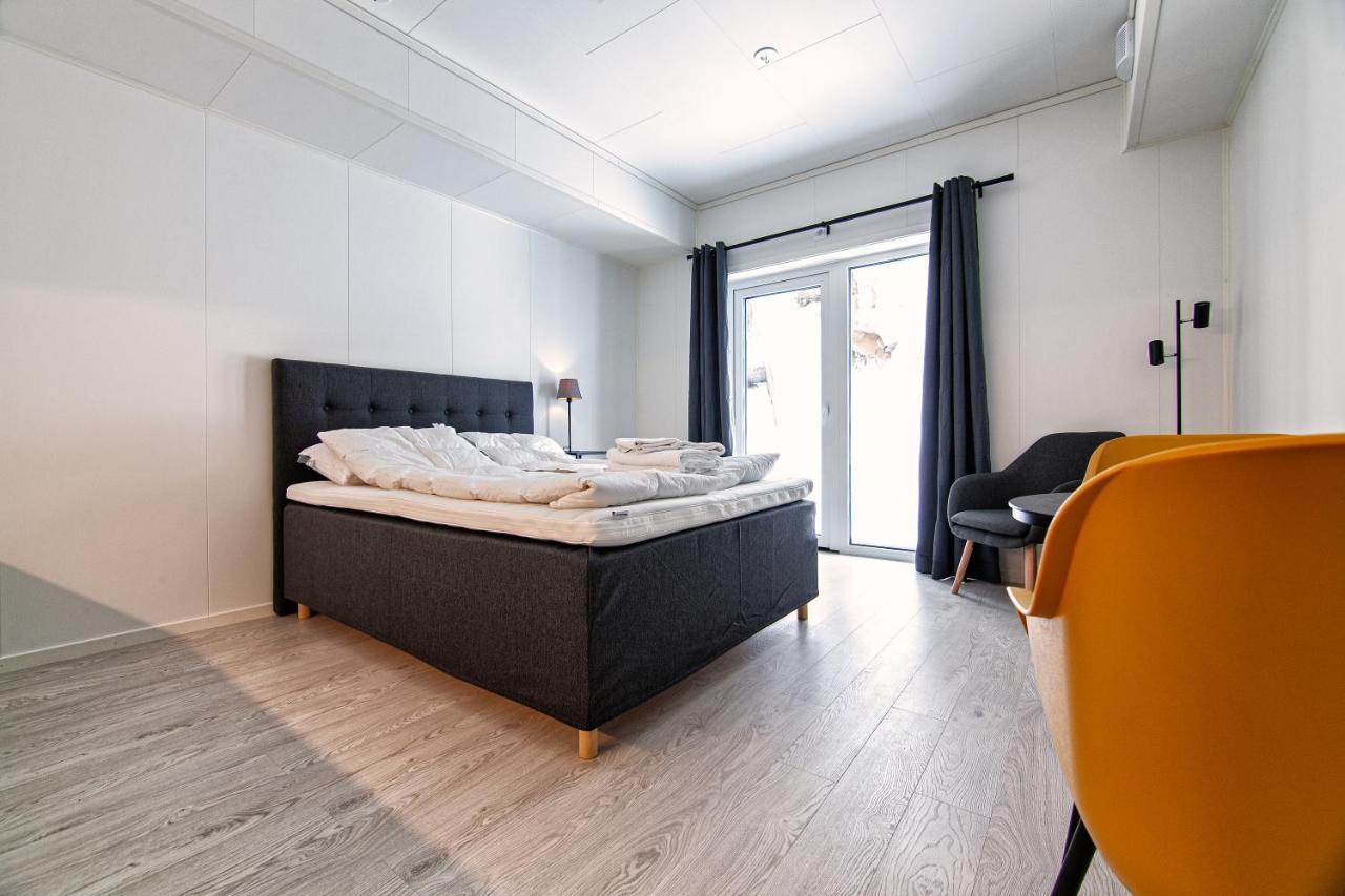 Stylish And Serviced Studio Apartment In Lofoten Svolvær Exteriör bild