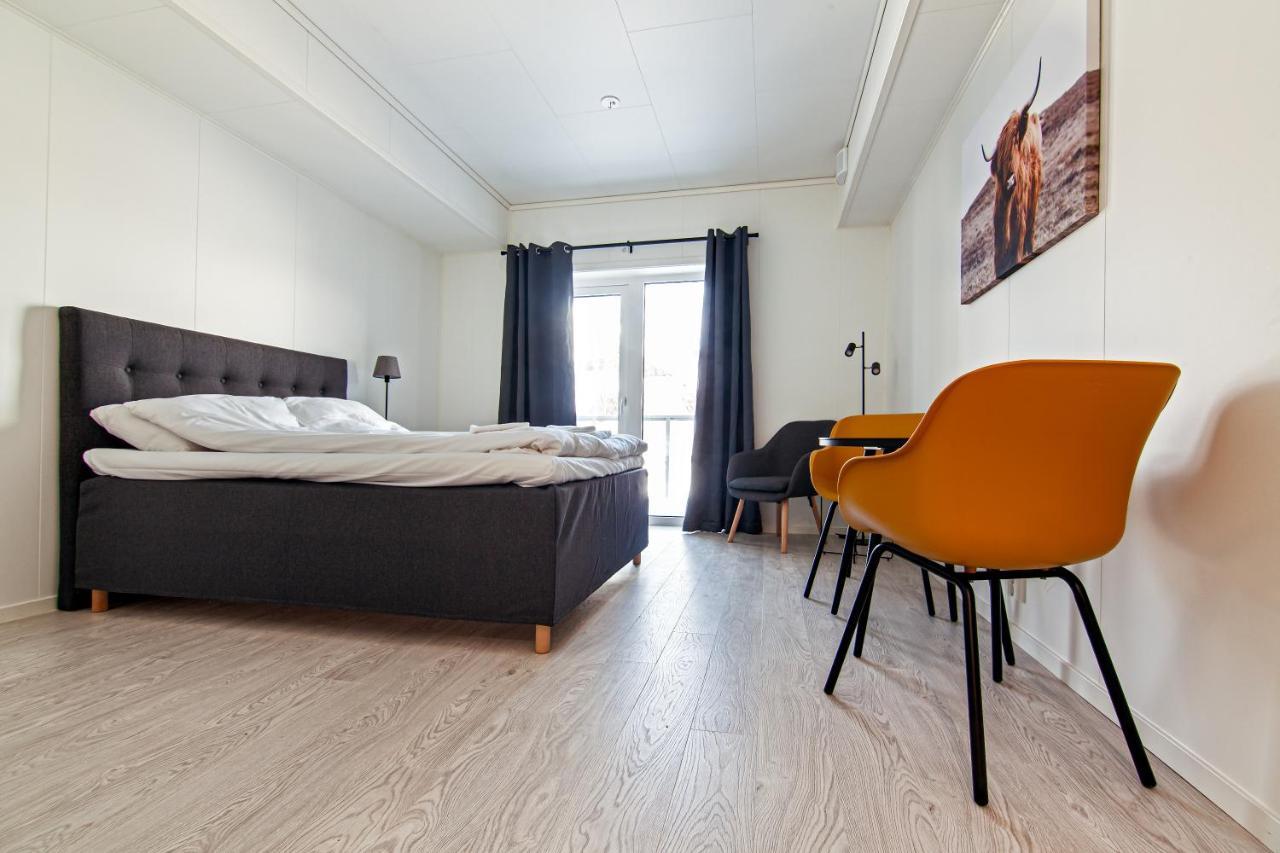 Stylish And Serviced Studio Apartment In Lofoten Svolvær Exteriör bild