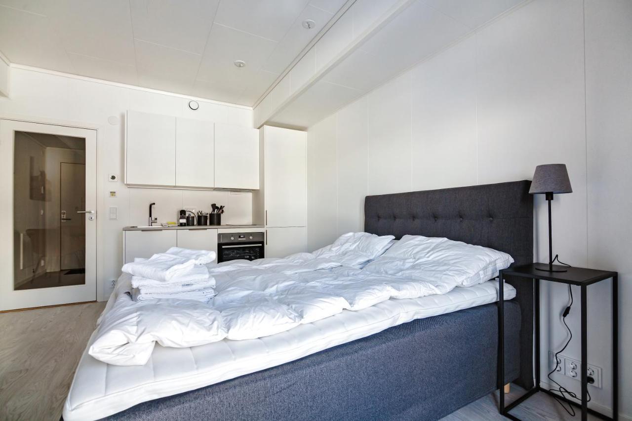 Stylish And Serviced Studio Apartment In Lofoten Svolvær Exteriör bild