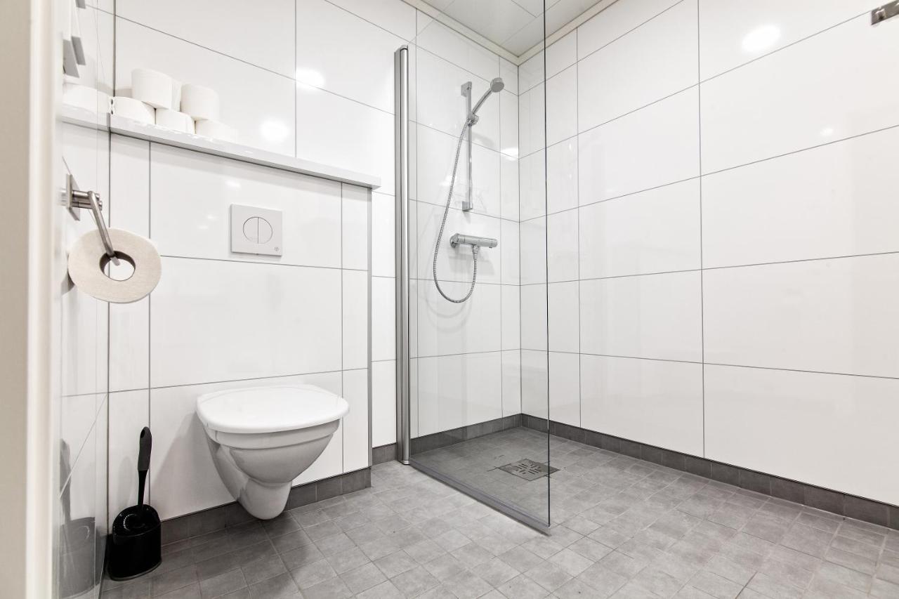 Stylish And Serviced Studio Apartment In Lofoten Svolvær Exteriör bild